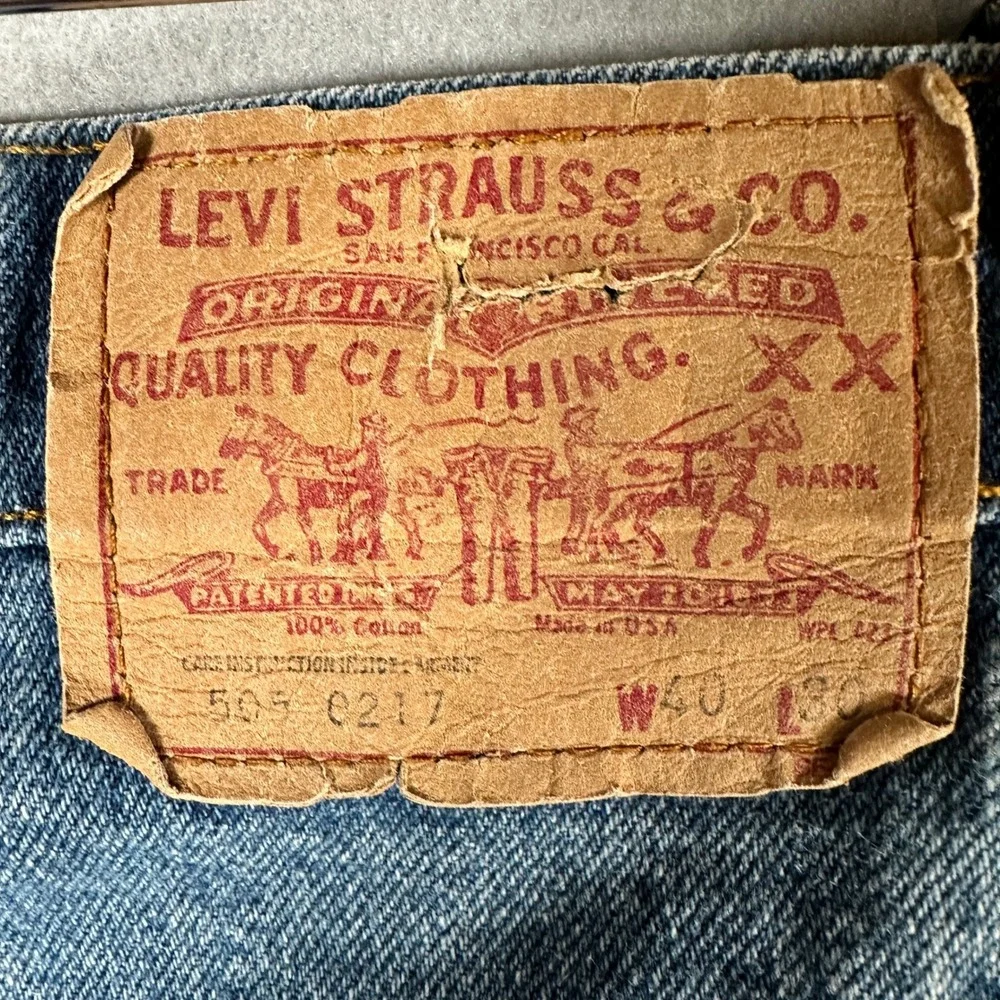 VTG Levi's 505 Jeans Men's 40x30 Blue Regular Fit Straight Leg Made in USA